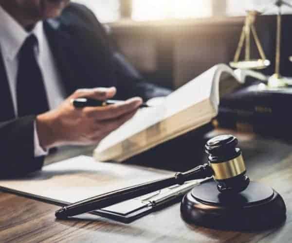 Pravna, odškodninska, kazenska odgovornost v javnem sektorju - preventivni ukrepi in pravilna izvedba postopkov