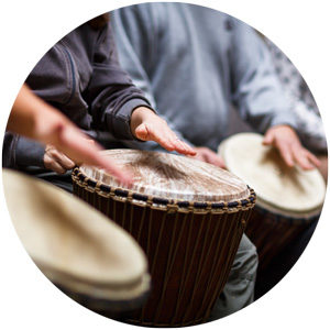 teambuilding dvig duha z afriskimi bobni 2